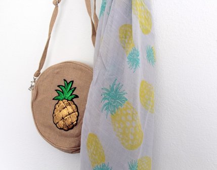Sjaal met Ananas afbeeldingen | Licht Grijs