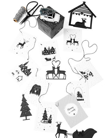 Informeer familie Aannemer Kerst woonslinger met 9 zwart wit kaarten Mooie kerstslinger bestaande uit  9 verschillende A6 kaarten (3 teksten, 3 patronen en 3 afbeelding). In de  kaarten zitten 2 gaatjes zodat je ze kunt ophangen - zwartwitshop