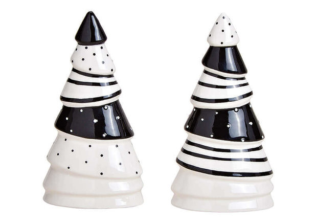 KERSTBOOM KERAMIEK 22cm 2 assorti Een decoratie tijdens de Kerstdagen. Kleur: zwart wit - zwartwitshop