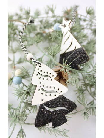 Kerstboompjes hanger voor in de Kerstboom, zwart wit.