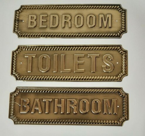 Tekstbordjes Bedroom, Toilets en Bathroom van LaFinesse /  35,5 x 11,5 x 0,5 cm