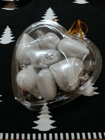 Kerstballen Hartjes in Hart