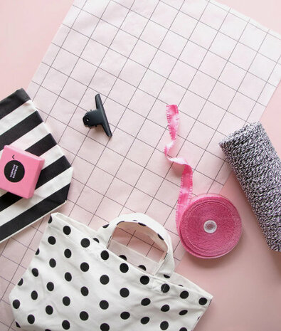 Katoenen tas wit met zwarte stippen