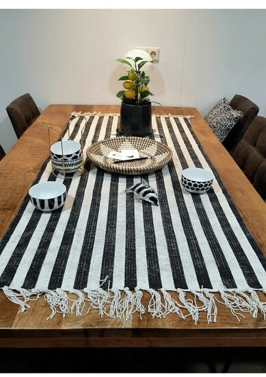 Vloerkleed |Zwart-Ecru 140 x 70