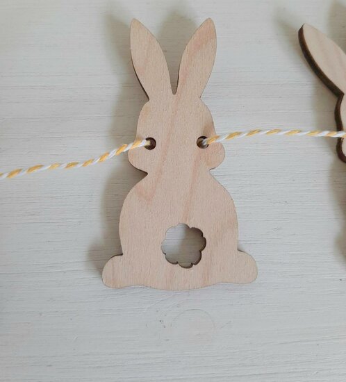 Paashaasjes slinger 1,5 meter 8 haasjes